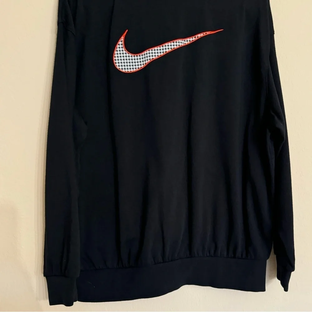 Nike Sportswear New Logo Icon Clash Half-Zip Pullover Sweatshirt Size S Athletic